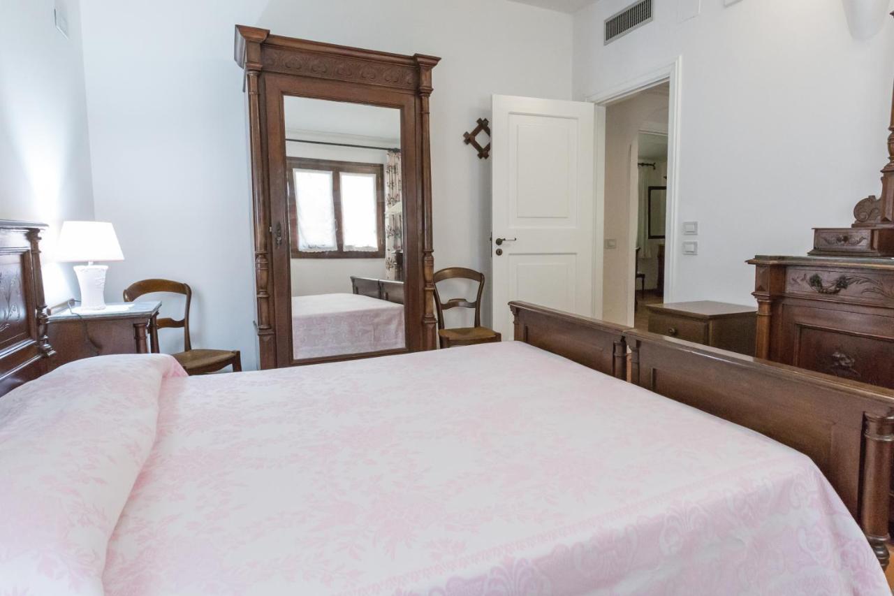 Villa Vetti Ugento Eksteriør billede