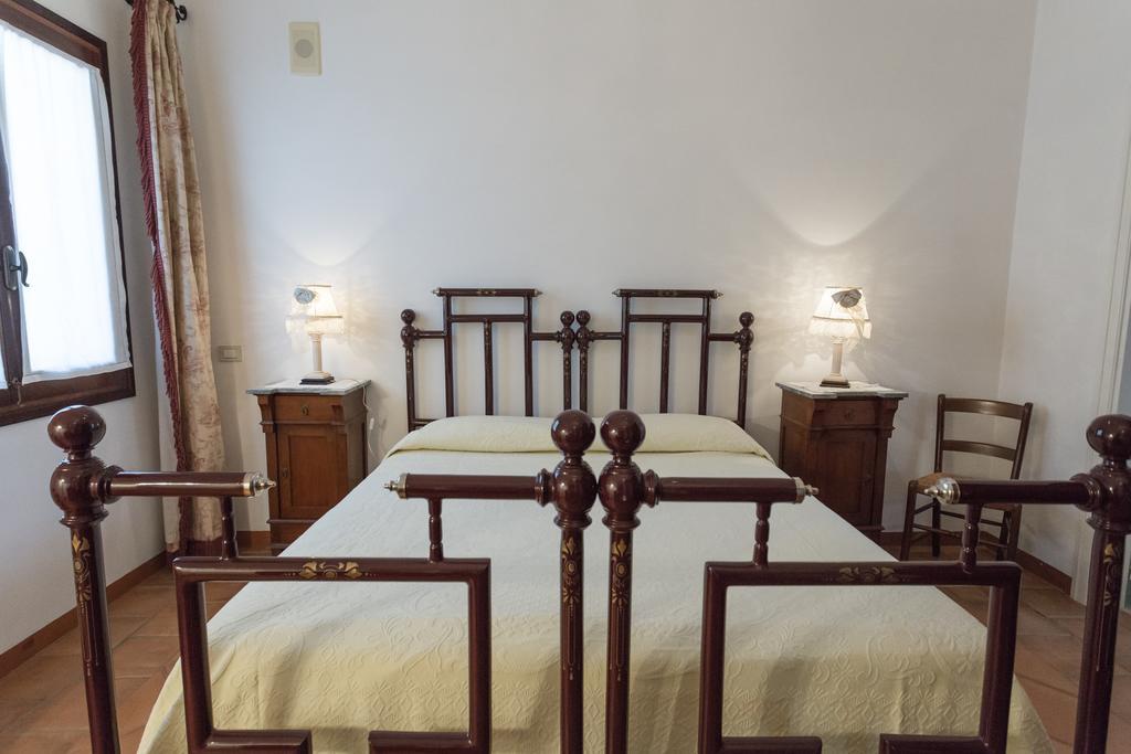 Villa Vetti Ugento Eksteriør billede